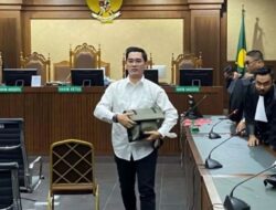 Hakim Vonis Dadan Tri Yudianto 5 Tahun Penjara