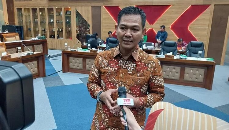 DPR Ingatkan Nadiem Tak Pancing Keributan Soal Pramuka