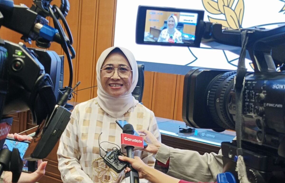 hetifah dan