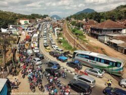 Puncak Arus Mudik Lebaran 2025 Melalui Jalur Darat Diprediksi Terjadi pada 28 Naret
