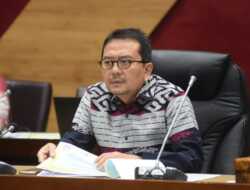 UKT Batal Dinaikan, Komisi X DPR Bilang Begini