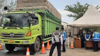 Pengusaha Truk Protes Kebijakan Libur Lebaran 2025 yang Dinilai Terlalu Lama