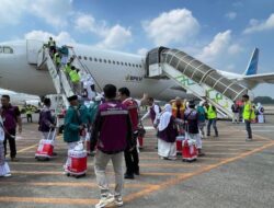 INFO HAJI 2024 — Kemenag Hari Ini Berangkatkan 6.956 Calon Haji ke Tanah Suci