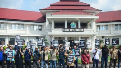 Tolak RUU Penyiaran, Jurnalis Malang Raya Gelar Aksi Damai