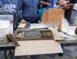 Polisi Klaim Bakal Sita Mobil yang Masih Pakai Pelat DPR Palsu