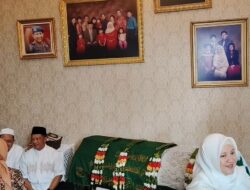 Jenazah Ibunda Tito Karnavian Dimakamkan di TPU Kebun Bunga Palembang