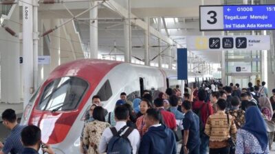 Jumlah Penumpang Kereta Cepat Whoosh Mulai Alami Peningkatan Jelang Libur Nataru