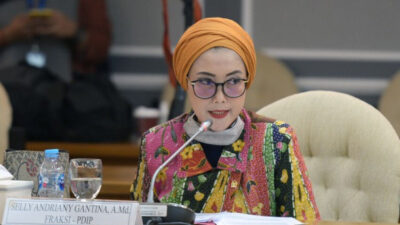 PDIP Senayan Dorong Pemerintah Lobi Arab Saudi Soal Batas Usia Jamaah Haji