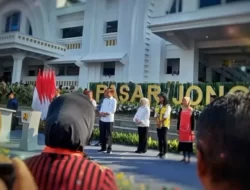 Resmikan Pasar Jongke Solo, Jokowi: “Mal Saja Kalah”