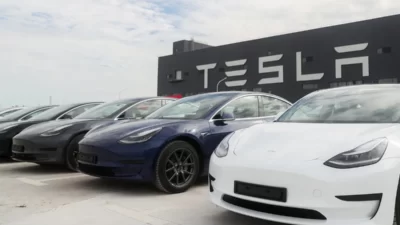 Tesla Disebut Jadi Mobil Resmi Pemerintah China