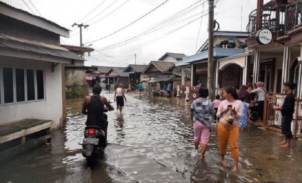 Tiga RT di Penjaringan Masih Terrendam Banjir Rob