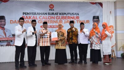 PKS Resmi Usung Duet Khofifah-Emil Dardak di Pilkada Jatim 2024