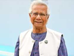 Muhammad Yunus Ucap Sumpah Pimpin Pemerintahan Transisi Bangladesh Setelah Khaleda Zia Kabur ke India