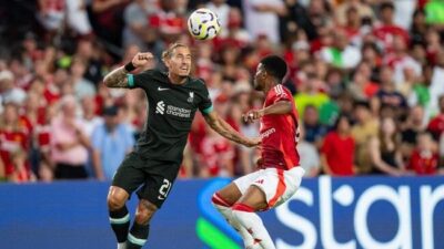 Liverpool Catatkan Kemenangan Ketiga Berturut-turut Setelah Bantai Manchester United 3-0 di Old Trafford