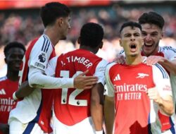 Lumat Leeds 5-0, Arsenal Puncaki Klasemen Liga Inggris