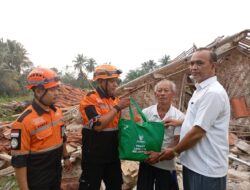 Baznas Bantu Warga Terdampak Puting Beliung di Desa Situ Ilir, Kabupaten Bogor Jawa Barat