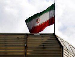 Menlu Iran Tegaskan AS Akan Bahayakan Nyawa Pasukannya Jika Bantu Rezim Israel