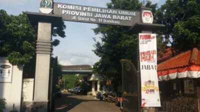 KPU Jawa Barat Tunda Rapat Pleno Rekapitulasi Suara Hingga Senin Pagi Ini