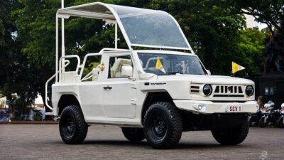 Paus Fransiskus Gunakan Maung yang Dirancang Khusus PT Pindad untuk Lakukan Misa Agung di GBK, Kamis Sore