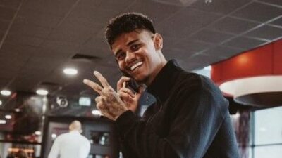 Calon Pemain Timnas Indonesia, Mees Hilgers Akan Hadapi Manchester United di Minggu Terakhir Bulan Ini