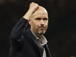 LIGA INGGRIS — Ten Hag “Pede” Skuadnya Bakal Kembali Angkat Trofi di Musim Ini