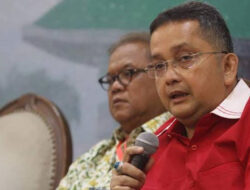 Trimedya Pandjaitan Apresiasi Komisi III DPR Luncurkan Buku di Akhir Periode