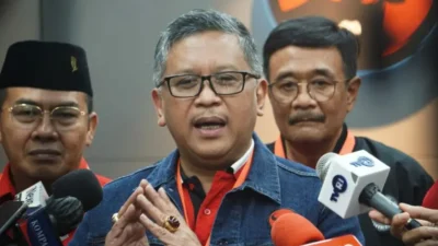 Hasto Minta Kepala Daerah Terpilih Dukung Efisiensi Anggaran Prabowo