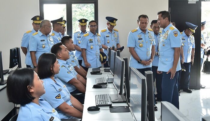 TNI AU Bangun Skadron Siber