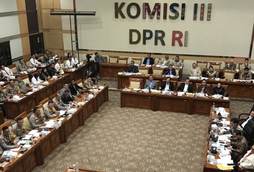 Komisi III DPR Datangi Polda Sumbar Telusuri Polisi Tembak Polisi