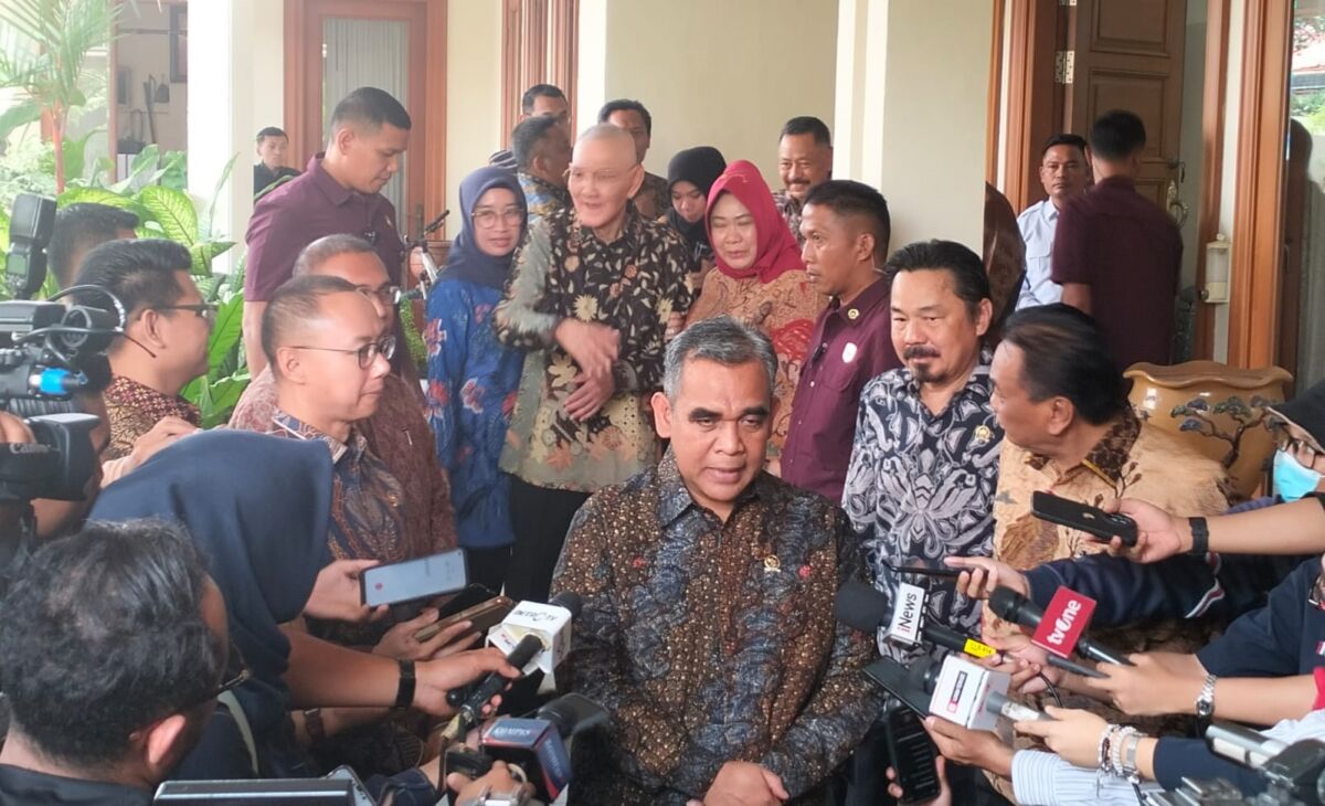 Sore Nanti MPR Antarkan Surat Undangan Pelantikan ke SBY