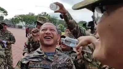 Ulang Tahun, Menteri Tito Dapat Kejutan Disiram Air Saat Retreat Kabinet Merah Putih di Akmil Magelang