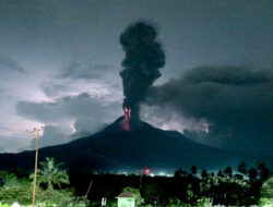 Gunung Lewotobi Laki-laki Dua Kali Erupsi, Statusnya Jadi Siaga pada Hari Minggu