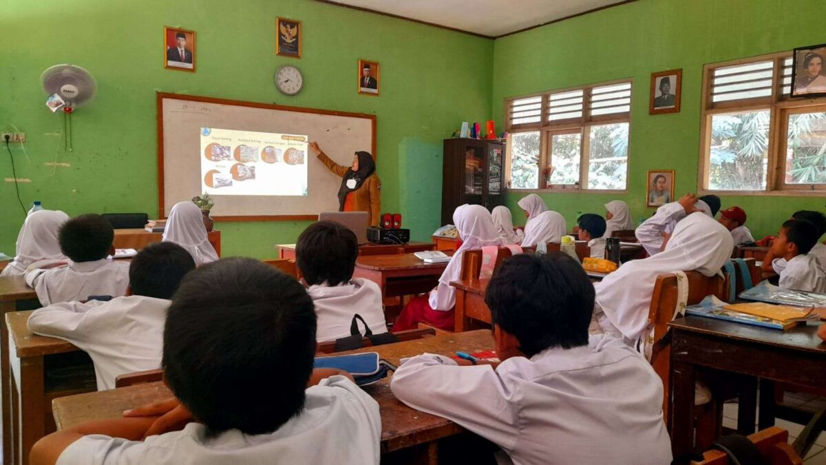 Disdik DKI Bakal Pangkas Durasi Belajar Sekolah Selama Ramadan 2025