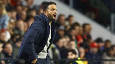 SEPAK BOLA — Pelatih MU Sebut Timnya Jadi Terburuk dalam Sejarah Klub