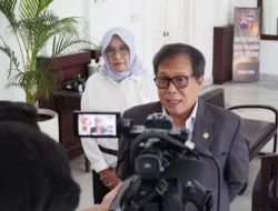 DPR Minta Kemensos Kaji Dalam Usulan Beri Gelar Pahlawan ke Soeharto