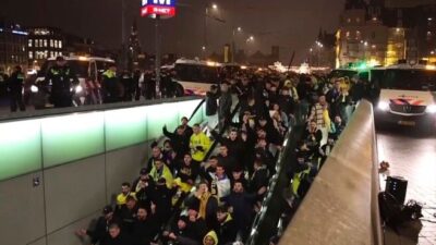 KBRI di Den Haag Imbau WNI Jaga Keamanan Diri Menyusul Bentrok Suporter Sepak bola Israel dengan Klub Ajax Amsterdam