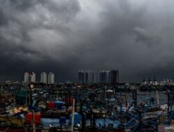 Masyarakat Diminta Waspada Cuaca Ekstrem dalam 2-3 Hari Mendatang dan Terjadi di Hampir Seluruh Indonesia