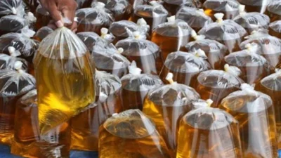 Jelang Nataru Harga Minyak Goreng Curah Turun