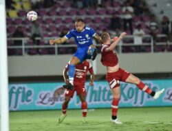 Persib Bandung Duduki Puncak Klasemen Sementara Liga 1 Indonesia, Persis Solo Terancam Degradasi