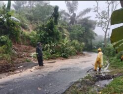 Jumlah Rumah Rusak Akibat Bencana Hidometeorologi di Cianjur Selatan Terus Bertambah