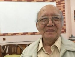 Innalillahi, Eks Ketua Dewan Pers Atmakusumah Astraatmadja Dikabarkan Telah Berpulang