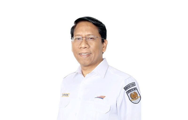 Dirut PT KAI Sampaikan Permohonan Maaf Akibat Banyaknya Keterlambatan Perjalanan Kereta Api Akibat Banjir di Grobogan