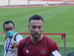 Respons Pemecatan STY, Marc Klok: “Dia Pelatih yang Tak Mau Terima Masukan”