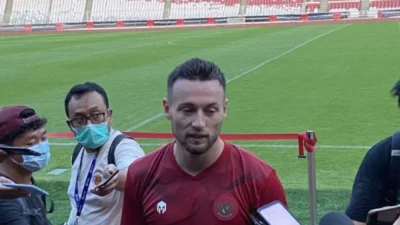 Respons Pemecatan STY, Marc Klok: "Dia Pelatih yang Tak Mau Terima Masukan"