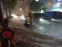 Kurang dari 24 Jam Banjir yang Merendam Sejumlah Titik di Jakarta Sudah Surut