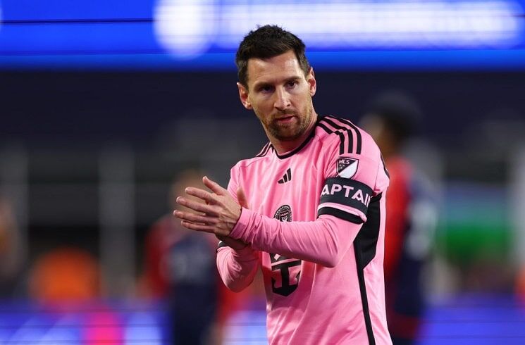 SEPAK BOLA -- Inter Miami Optimistis Perpanjang Kontrak Lionel Messi