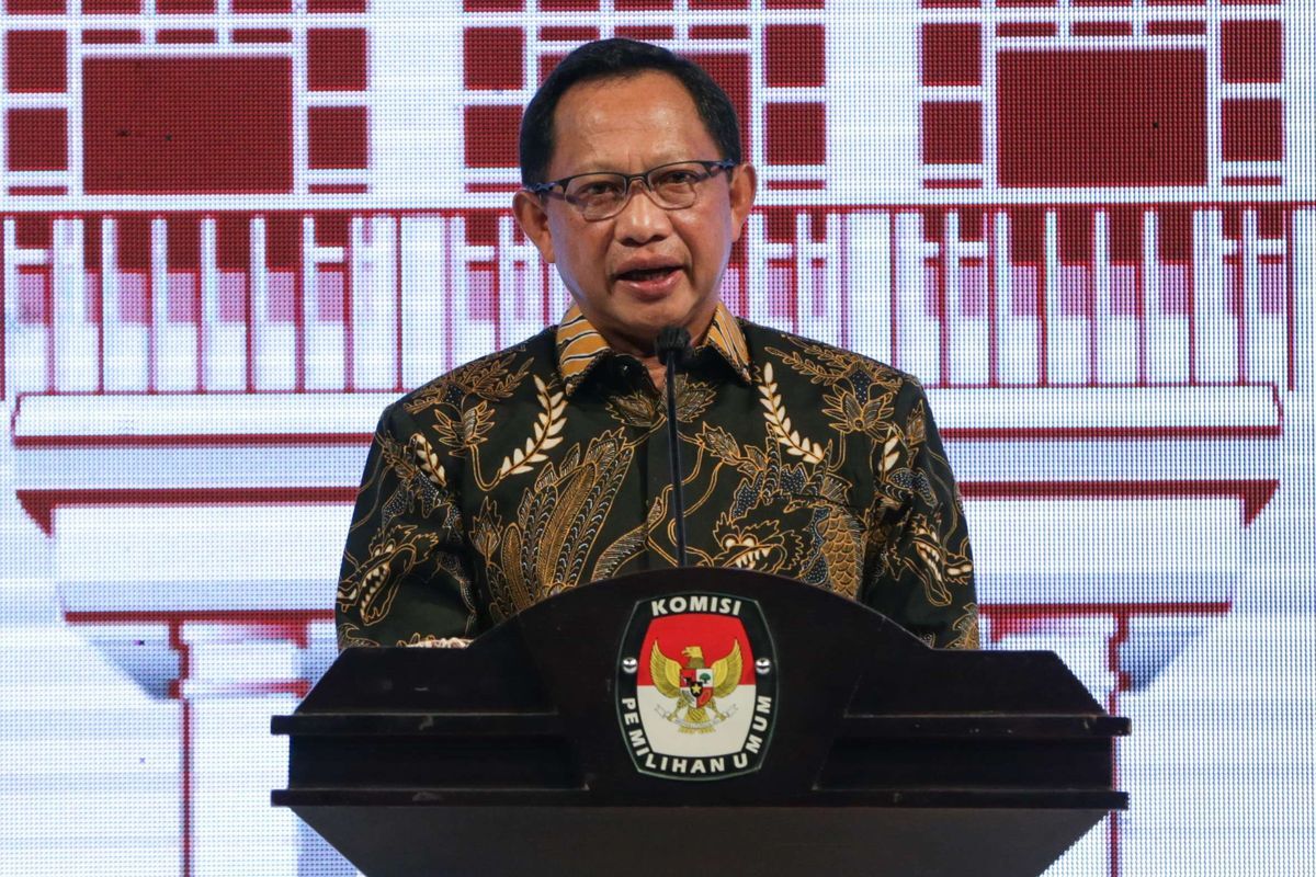 Mendagri Minta Pemda Jawab Kritik Masyarakat dengan Pendekatan Dialog