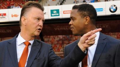 Van Dijk: Kluivert Berguru dari Pelatih Tottenham dan Van Gaal