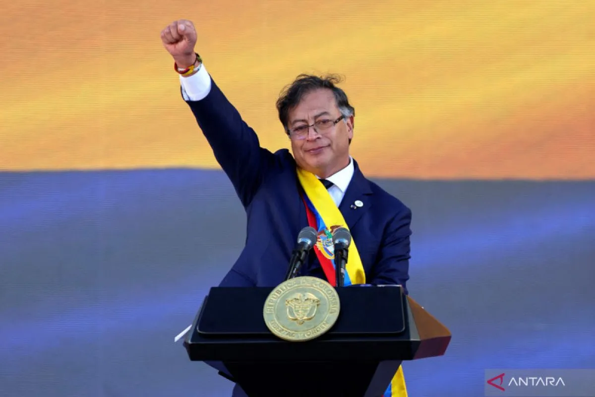 Kolombia Balas Sanksi AS dengan Naikkan Tarif Impor 25 Persen