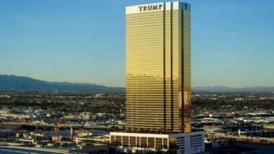 Truk Tesla Meledak dan Terbakar di Depan Pintu Masuk Hotel Milik Donald Trump, Begini Komentar Elon Musk